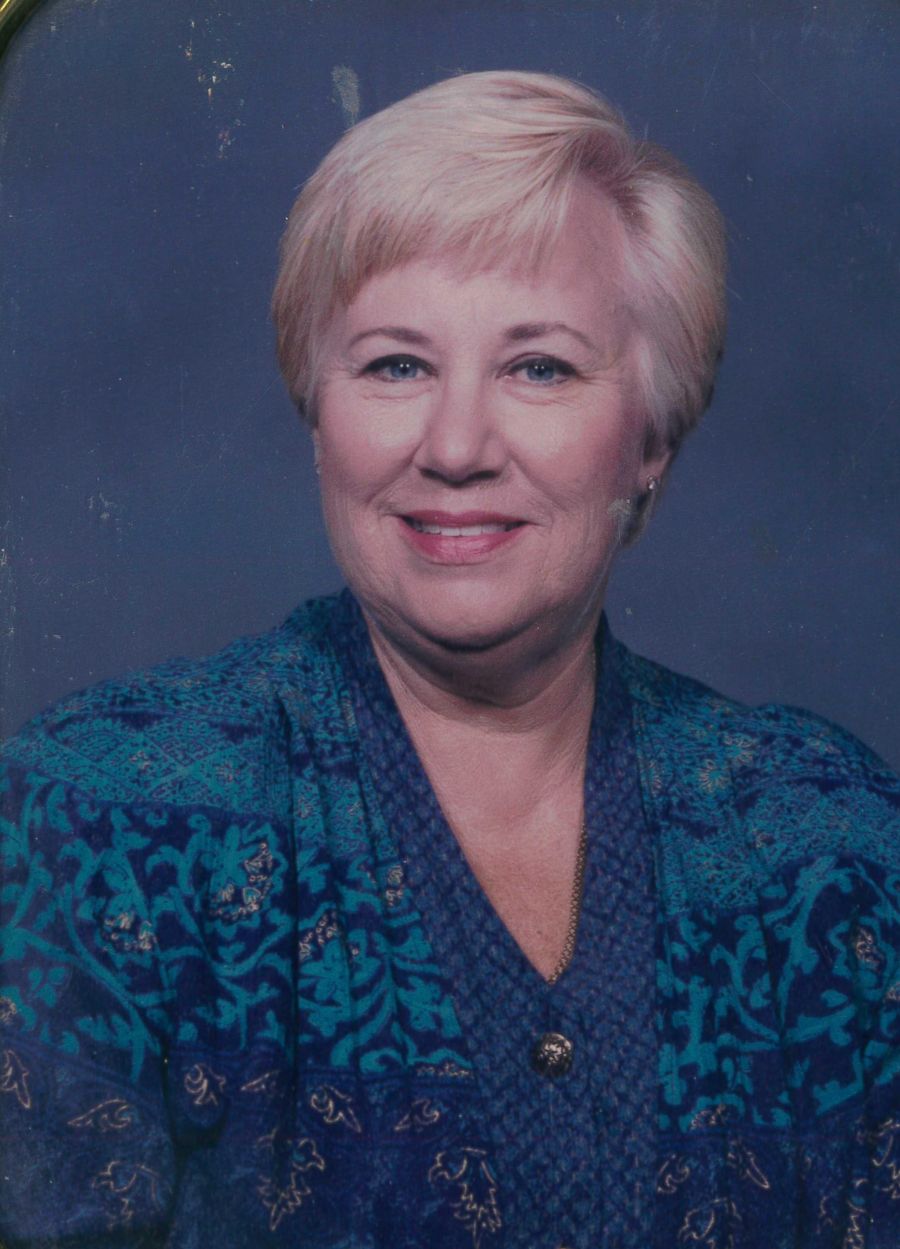 Janet  Kuyers