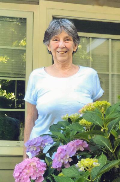 Connie Flesch